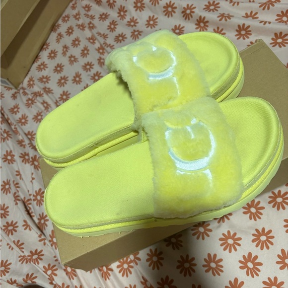 Ugg laton fur slide - Picture 3 of 6